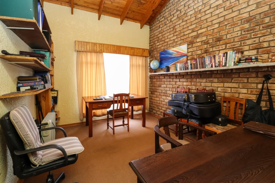 3 Bedroom Property for Sale in Doringkruin North West